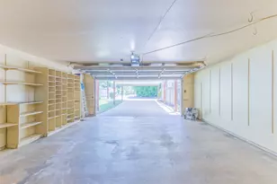 2418 Ingleside Dr, Grand Prairie, TX 75050 - Photo 26