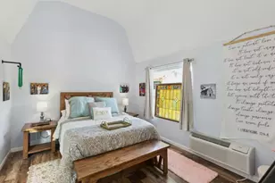 114 W Doyle St, Granbury, TX 76048 - Photo 10