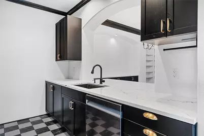 4160 Towne Green Circle, Addison, TX 75001 - Photo 8