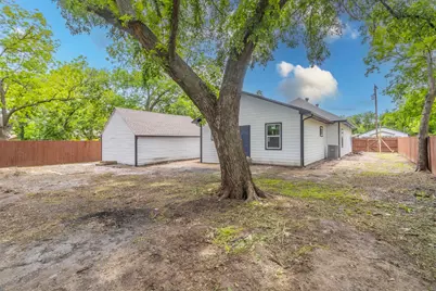 1014 Trinity Street, Cleburne, TX 76031 - Photo 28
