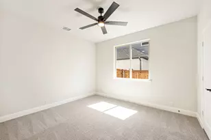 721 Seahawk St, Joshua, TX 76058 - Photo 24