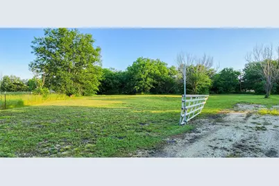 1311 Cr-702, Cleburne, TX 76031 - Photo 2