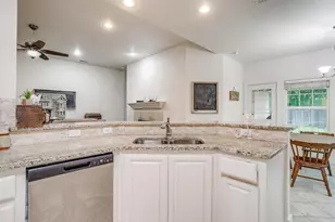 228 Lovers Path Dr, Springtown, TX 76082 - Photo 20