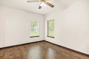 107 Pleasant Valley Ln, Weatherford, TX 76087 - Photo 36