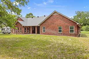 107 Pleasant Valley Ln, Weatherford, TX 76087 - Photo 18