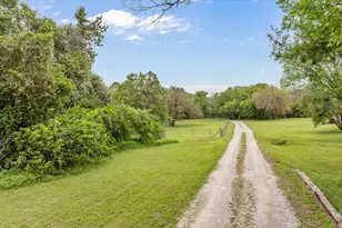 107 Pleasant Valley Ln, Weatherford, TX 76087 - Photo 20