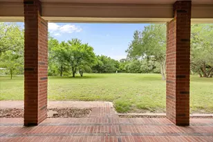 107 Pleasant Valley Ln, Weatherford, TX 76087 - Photo 16