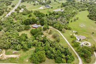 107 Pleasant Valley Ln, Weatherford, TX 76087 - Photo 22