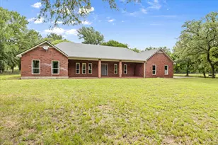 107 Pleasant Valley Ln, Weatherford, TX 76087 - Photo 40