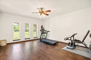 107 Pleasant Valley Ln, Weatherford, TX 76087 - Photo 34