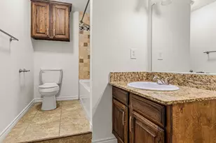 1010 Allen St, Dallas, TX 75204 - Photo 14