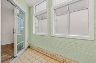 1010 Allen St, Dallas, TX 75204 - Photo 8