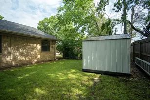 2100 Albert Broadfoot, Bonham, TX 75418 - Photo 10