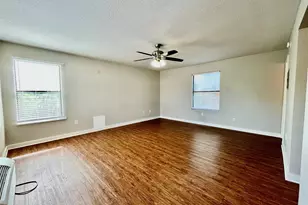 701 W Sycamore St, Denton, TX 76201 - Photo 4