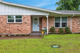 1314 Mildred Ln, Benbrook, TX 76126 - Photo 32