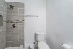 3513 Caddo St, Greenville, TX 75401 - Photo 14