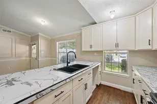 5605 Santa Fe Trail, Haltom City, TX 76148 - Photo 8