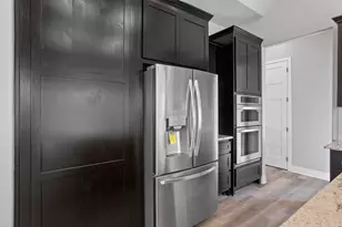 9008 Parkview Cir, Tolar, TX 76476 - Photo 12