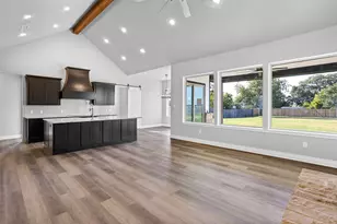 9008 Parkview Cir, Tolar, TX 76476 - Photo 14