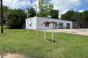 501 Katy Blvd, Bonham, TX 75418 - Photo 1