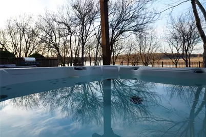 3805 Overlook Court, The Colony, TX 75056 - Photo 4