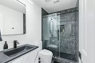 3805 Overlook Ct, The Colony, TX 75056 - Photo 10