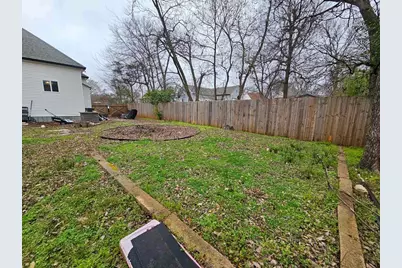 1010 N Howard Street, Palestine, TX 75801 - Photo 6