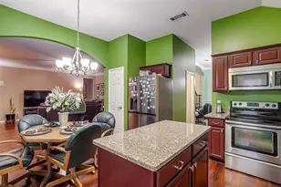 111 Evening Star Cir, Red Oak, TX 75154 - Photo 14