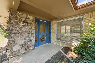 7639 Dentcrest Drive, Dallas, TX 75254 - Photo 2