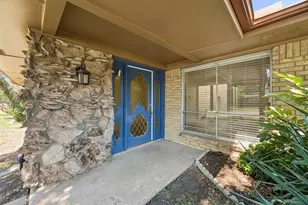 7639 Dentcrest Dr, Dallas, TX 75254 - Photo 2