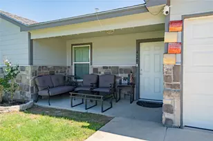 420 Whitney Ct, Rio Vista, TX 76093 - Photo 2