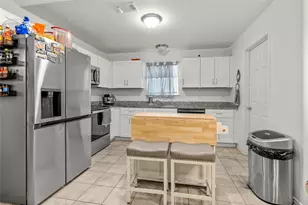 420 Whitney Ct, Rio Vista, TX 76093 - Photo 8