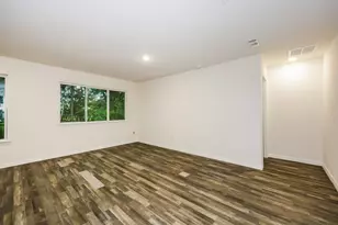 149 Sunset Bay Dr, Gun Barrel City, TX 75156 - Photo 2