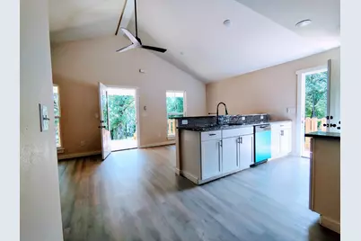 708 N 1st, Gladewater, TX 75647 - Photo 4