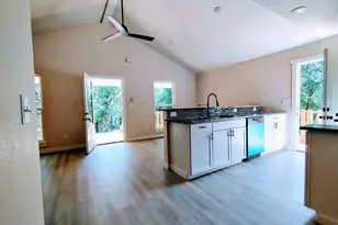 708 N 1st, Gladewater, TX 75647 - Photo 4