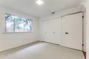 2718 Runningbrook Ln, Dallas, TX 75228 - Photo 20