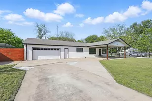 5200 Barbara Rd, River Oaks, TX 76114 - Photo 2