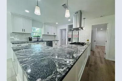 2719 S 27th, Waco, TX 76706 - Photo 4