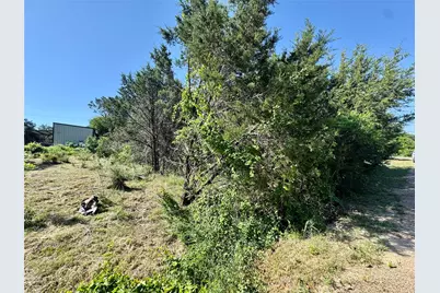 1033 Indian Drive, Granbury, TX 76048 - Photo 4