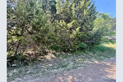 1033 Indian Drive, Granbury, TX 76048 - Photo 6