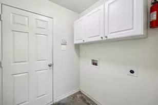 8808 Eastwood Ave, Cross Roads, TX 76227 - Photo 20