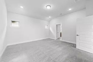 9808 Dahlia Blvd, Mesquite, TX 75126 - Photo 10