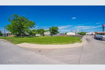 124 Anderson Street, Burleson, TX 76028 - Photo 26