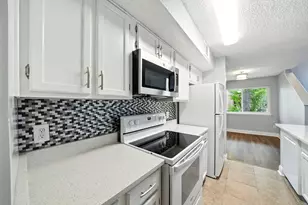 2312 Balsam Dr, Arlington, TX 76006 - Photo 14