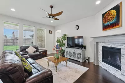641 Rawlins Lane, Fort Worth, TX 76131 - Photo 8