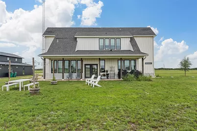 1197 Prairie Chapel Road, Crawford, TX 76638 - Photo 32