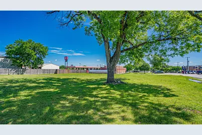 124 Anderson Street, Burleson, TX 76028 - Photo 28