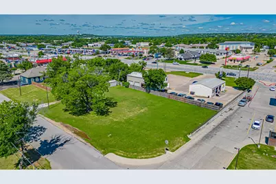 124 Anderson Street, Burleson, TX 76028 - Photo 12