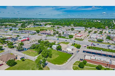 124 Anderson Street, Burleson, TX 76028 - Photo 4