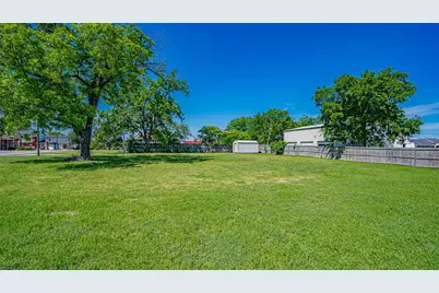 124 Anderson Street, Burleson, TX 76028 - Photo 22